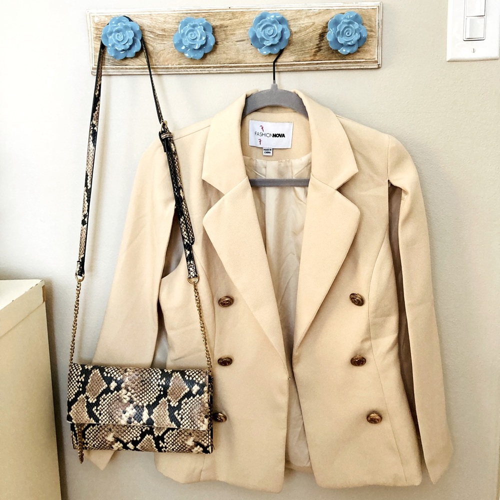COPY - Fashion Nova Cape